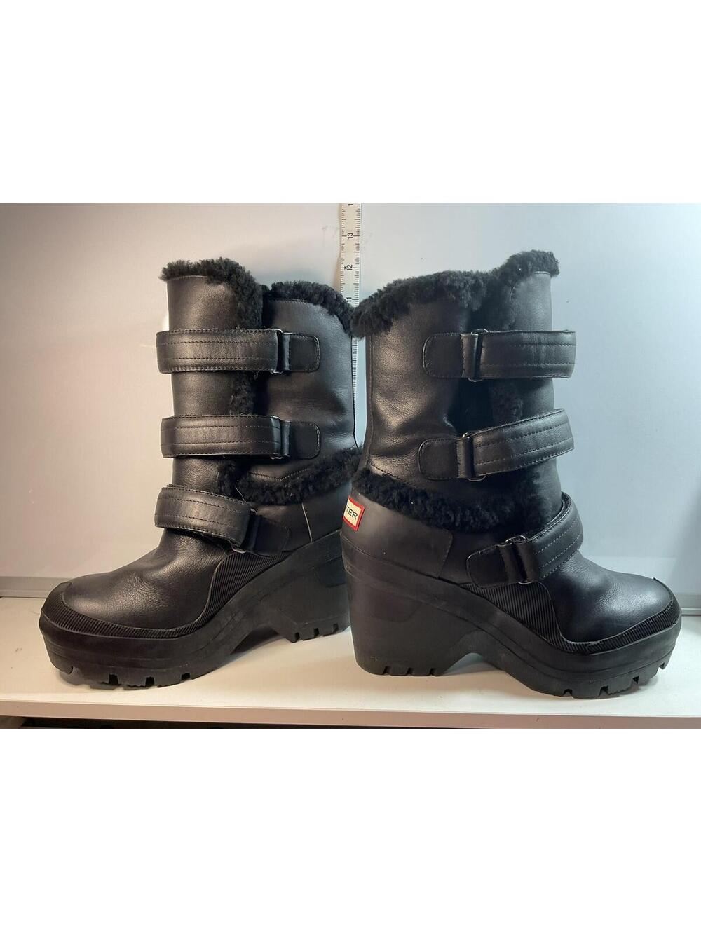 Hunter Wedge Heel Leather Boots Adjustable Straps Fleece Lined Sz9.5 NEW